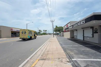 133 Main Street, FL