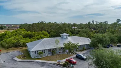 2525 Bobcat Village Center Road, FL