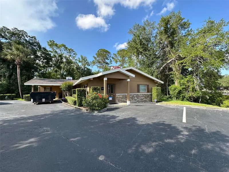 502 E Airport Blvd, FL