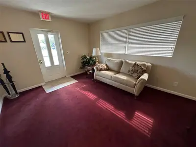502 Airport Boulevard, FL