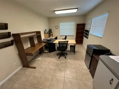 502 Airport Boulevard, FL