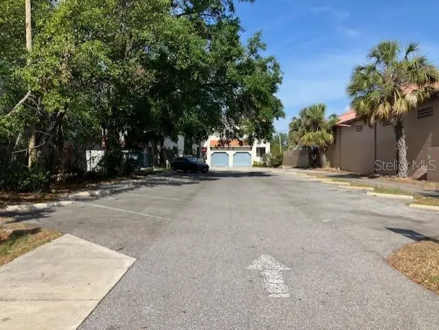 103 S Howard Ave, FL