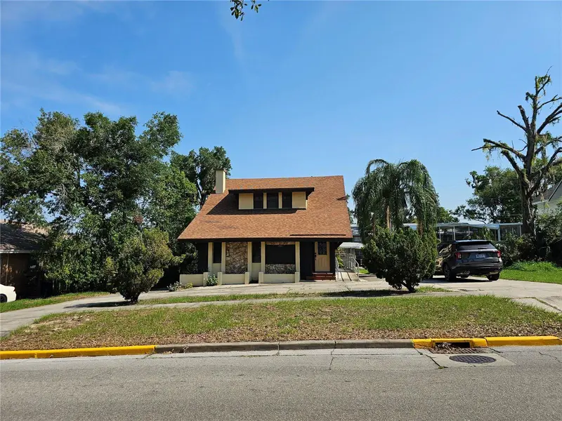 737 W Central Ave, FL