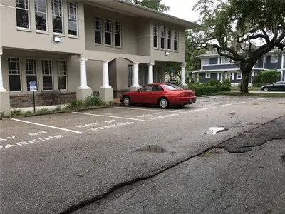611 Bay Street, FL