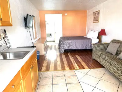 1628 Gulf To Bay Blvd, FL