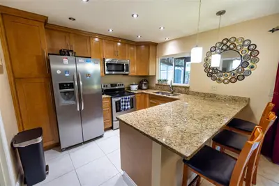 7128 Wrenwood Circle, FL