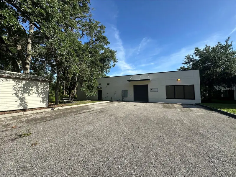 5620 W Sligh Ave, FL