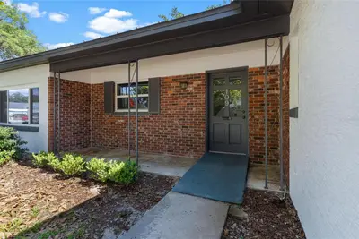 109 Lakeview Street, FL