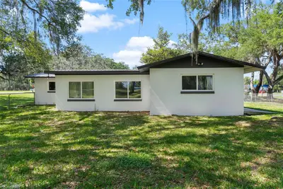 109 Lakeview Street, FL
