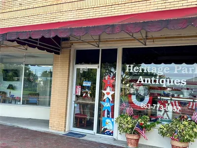 208 Main Street, FL