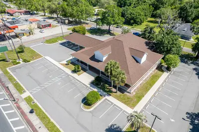 300 Main Street, FL