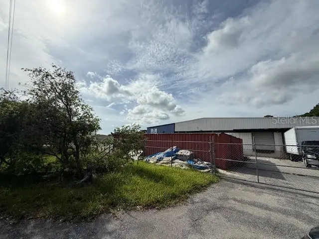 2415 Whitfield Industrial Way, FL