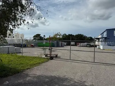 2415 Whitfield Industrial Way, FL