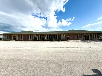 6736 Commerce Avenue, FL