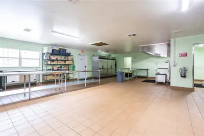 10204 State Road 100, FL