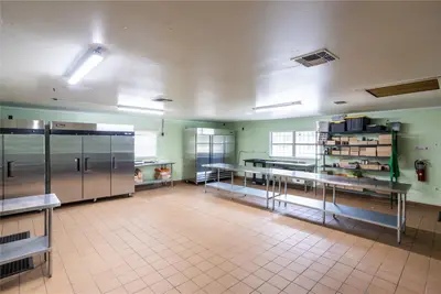 10204 State Road 100, FL
