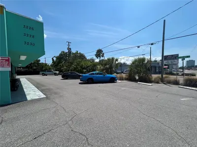 3226 Kennedy Boulevard, FL