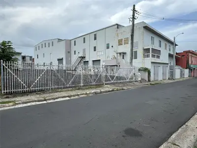 Pr 33 Av Rafael Cordero #110, PR