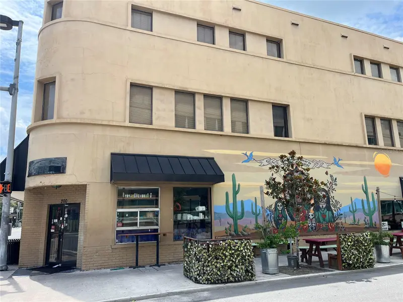 204 W University Ave #8, FL