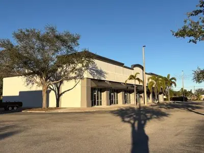 10169 Tamiami Trail, FL