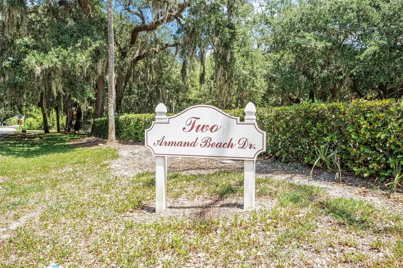 2 Armand Beach Dr, FL