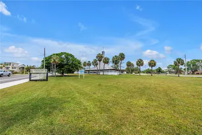 6608 Marina Drive, FL