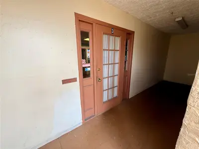 7236 State Road 52, FL