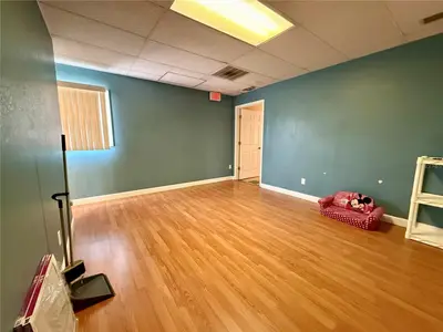 7236 State Road 52, FL