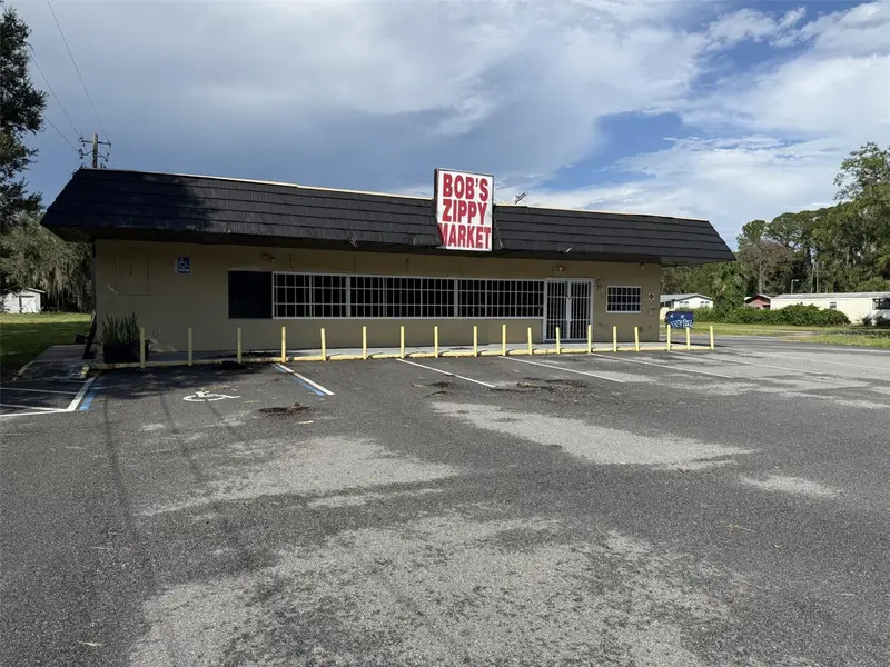 6596 E State Road 44, FL