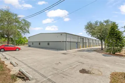 1500 L And R Industrial Boulevard, FL