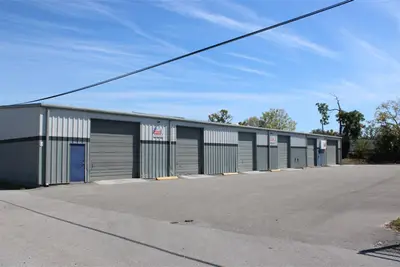 1468 L And R Industrial Boulevard, FL