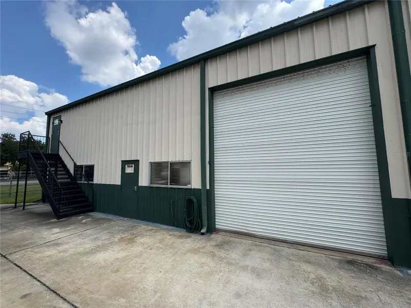 702 W Park Ave #A1, FL