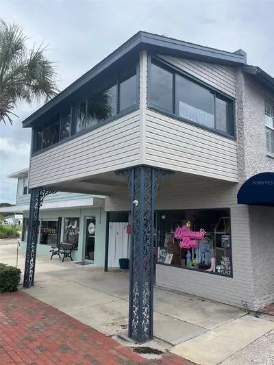 107 Main Street, FL