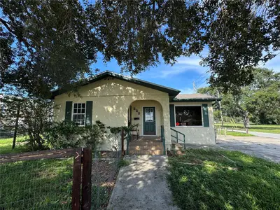 225 Scenic Highway, FL