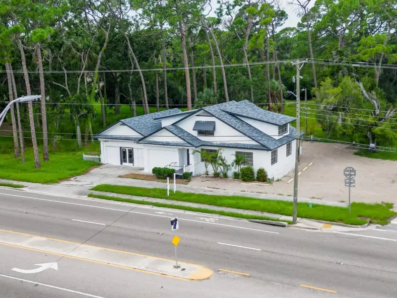 301 N Us Highway 41, FL
