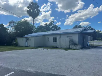 821 Us 301, FL
