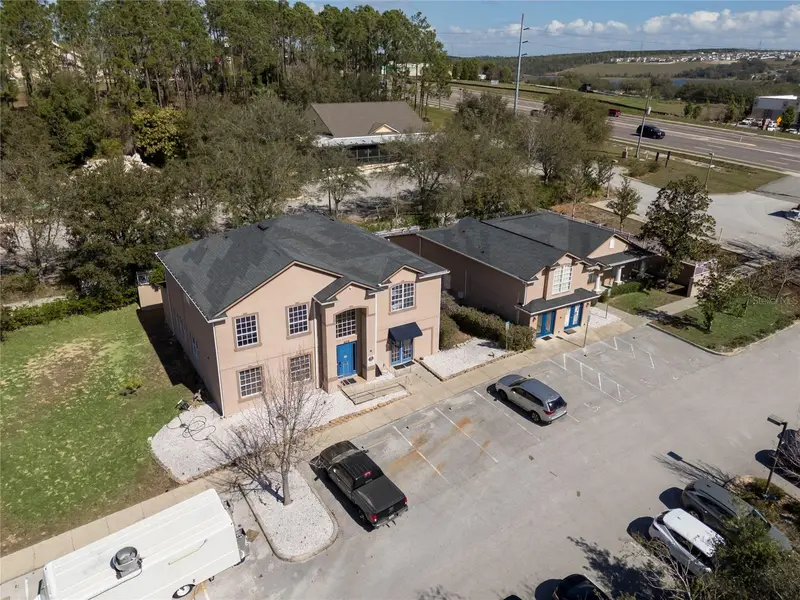 600 N Highway 27, FL