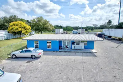 1087 Memorial Drive, FL
