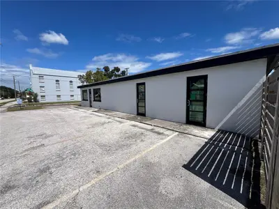 1713 Albany Avenue, FL