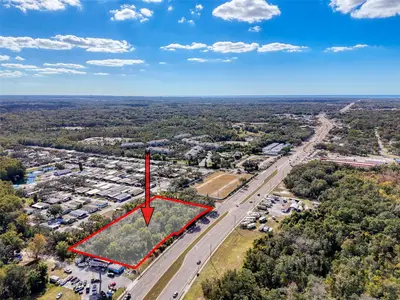 10780 State Road 52, FL