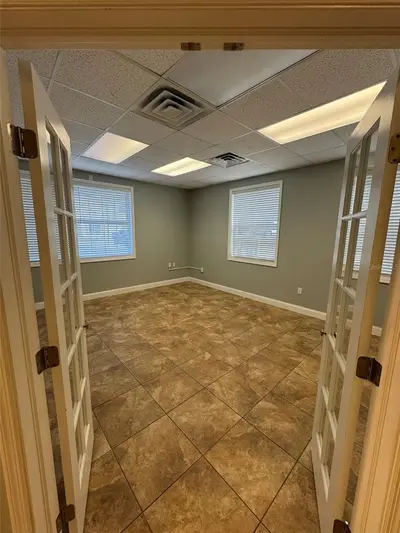 2401 Bay Drive, FL