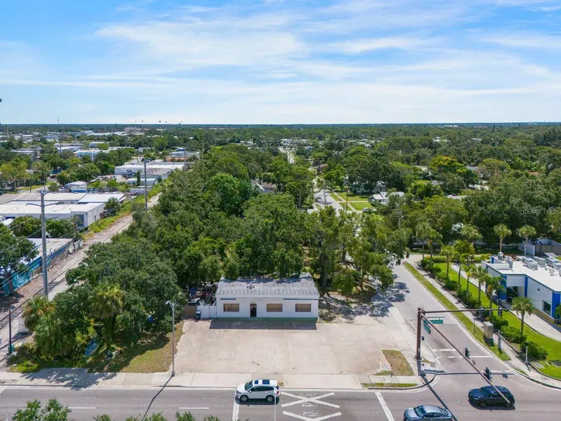1000 N Washington Blvd, FL