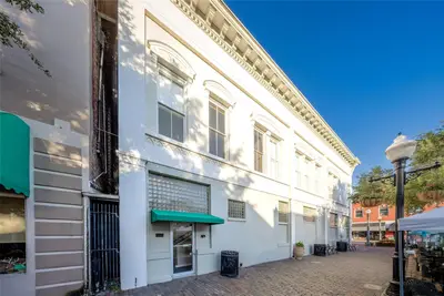 121 1st Street, FL