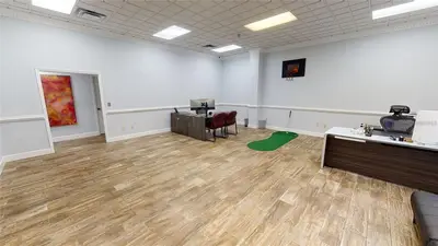 109 Commerce Street, FL