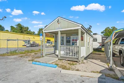 9539 State Road 52, FL