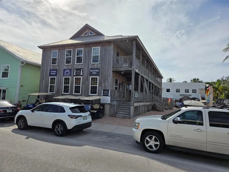 333 Park Ave #2a, FL