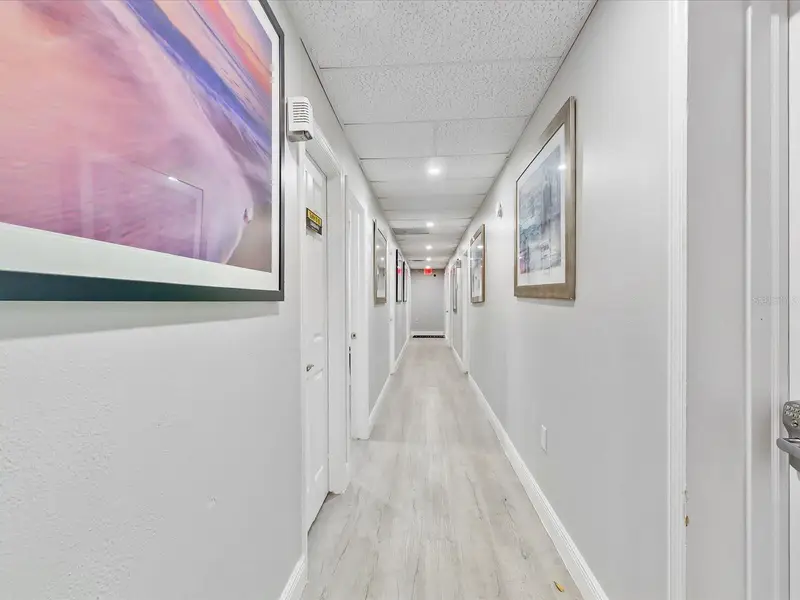 18 W Bass St, FL
