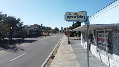 830 Main Street, FL