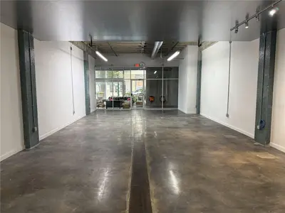 302 Broadway Street, FL
