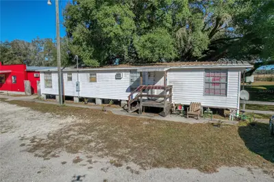 2451 Highway 41, FL